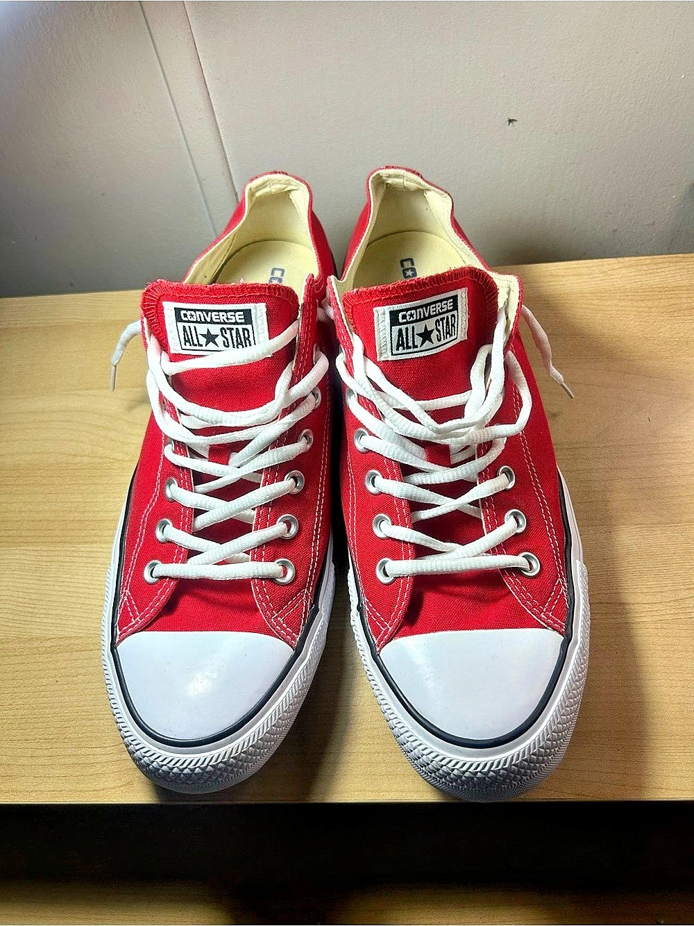 Converse Chuck Taylor All Star Low Top Red & White Sneakers US 12 Unisex